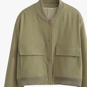 New Cropped Bomber Jacket Button Down with Pockets in Green , Size S